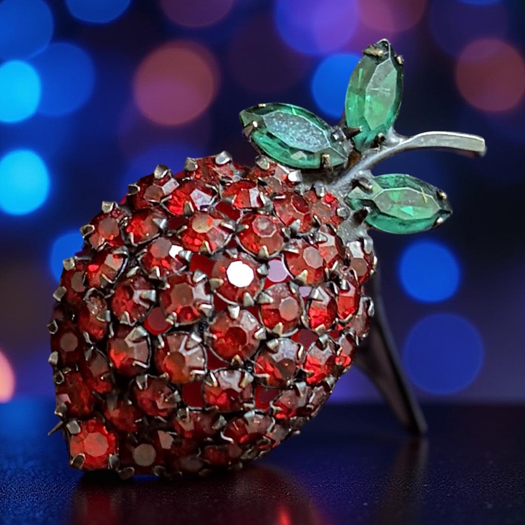 Vintage Warner Strawberry Brooch Red Rhinestone Japanned Fruit Pin 1950s